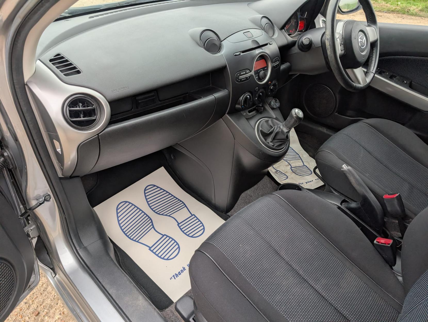 Mazda Mazda2 1.3 Takuya Hatchback 5dr Petrol Manual Euro 4 (86 ps)