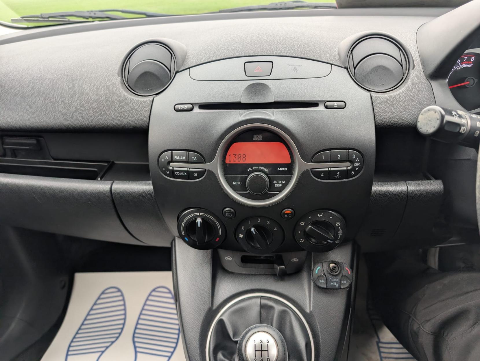 Mazda Mazda2 1.3 Takuya Hatchback 5dr Petrol Manual Euro 4 (86 ps)