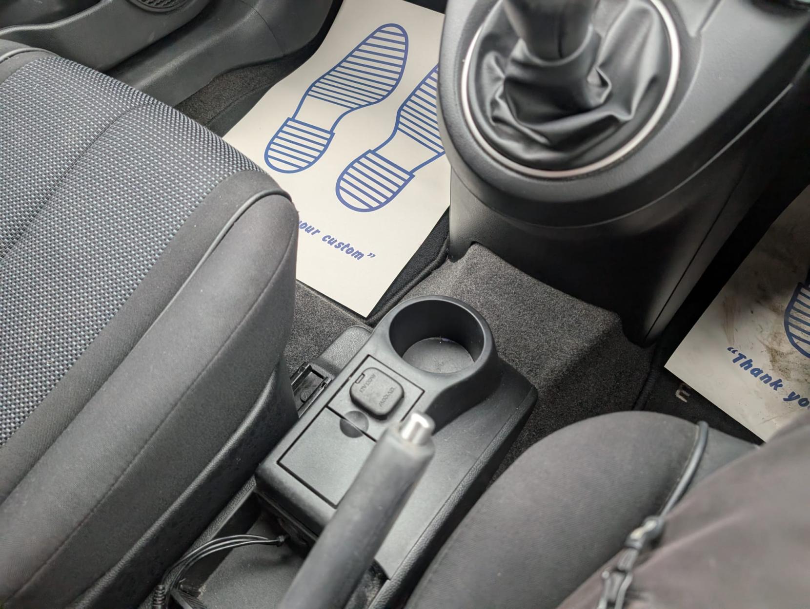 Mazda Mazda2 1.3 Takuya Hatchback 5dr Petrol Manual Euro 4 (86 ps)