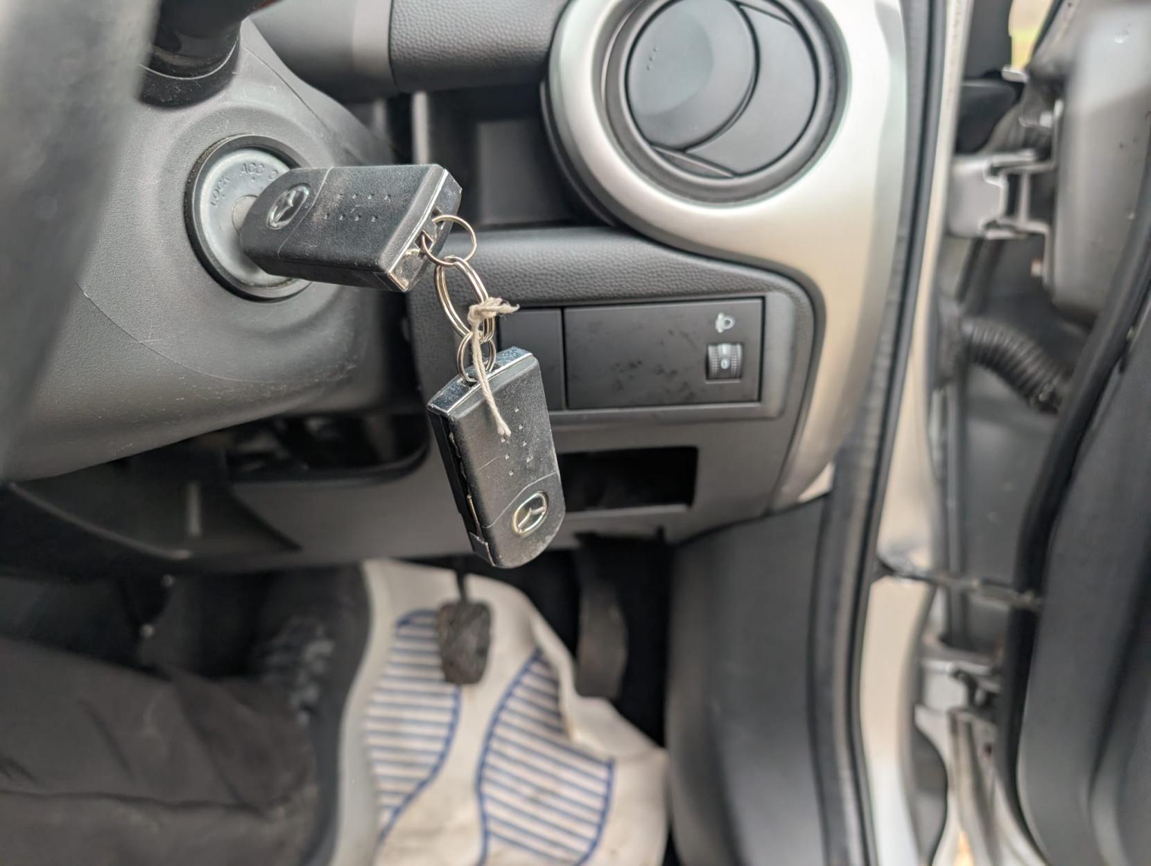 Mazda Mazda2 1.3 Takuya Hatchback 5dr Petrol Manual Euro 4 (86 ps)