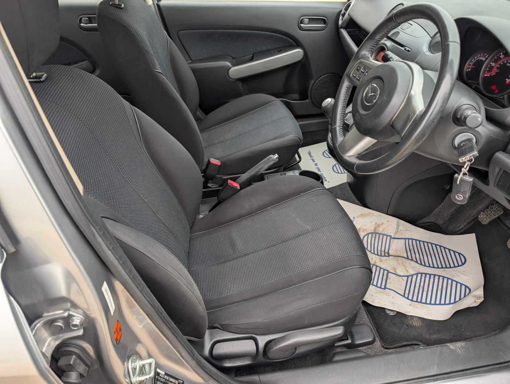 Mazda Mazda2 1.3 Takuya Hatchback 5dr Petrol Manual Euro 4 (86 ps)