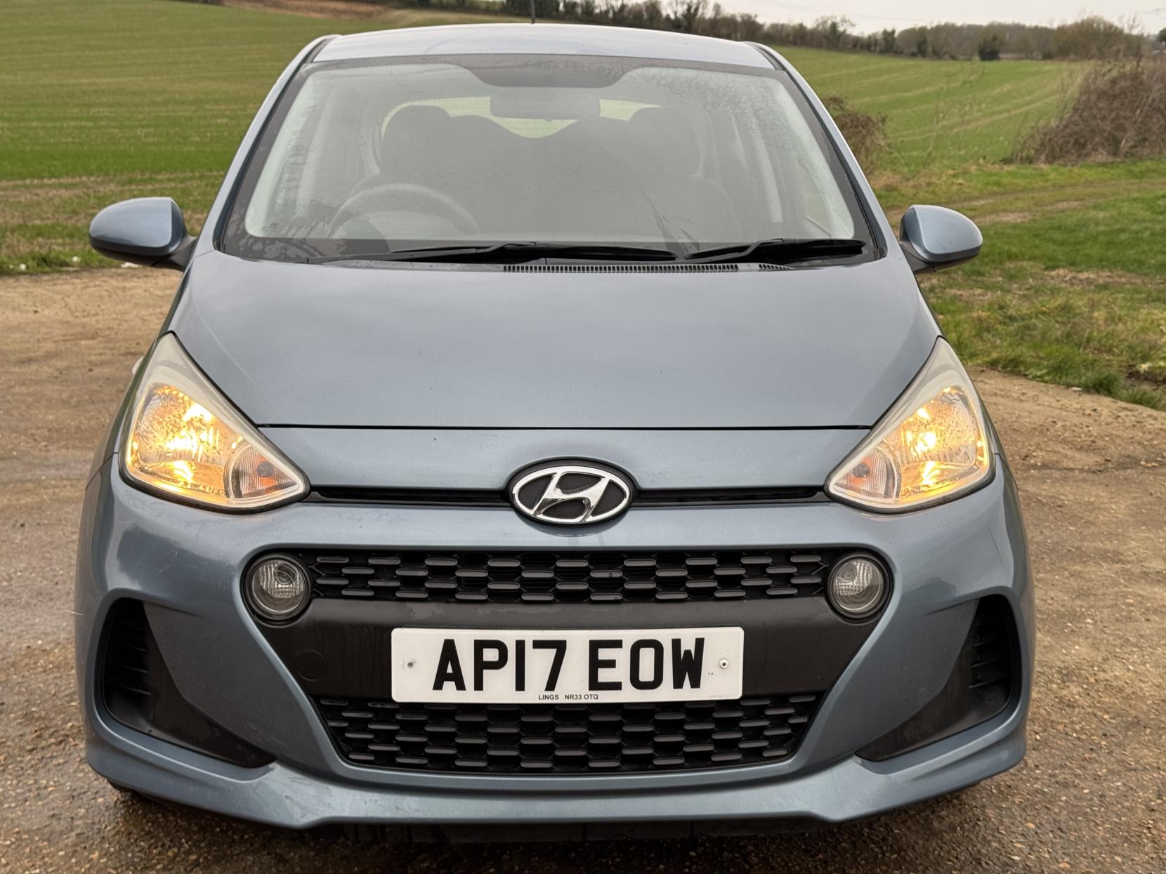 Hyundai i10 1.0 SE Hatchback 5dr Petrol Manual Euro 6 (66 ps)