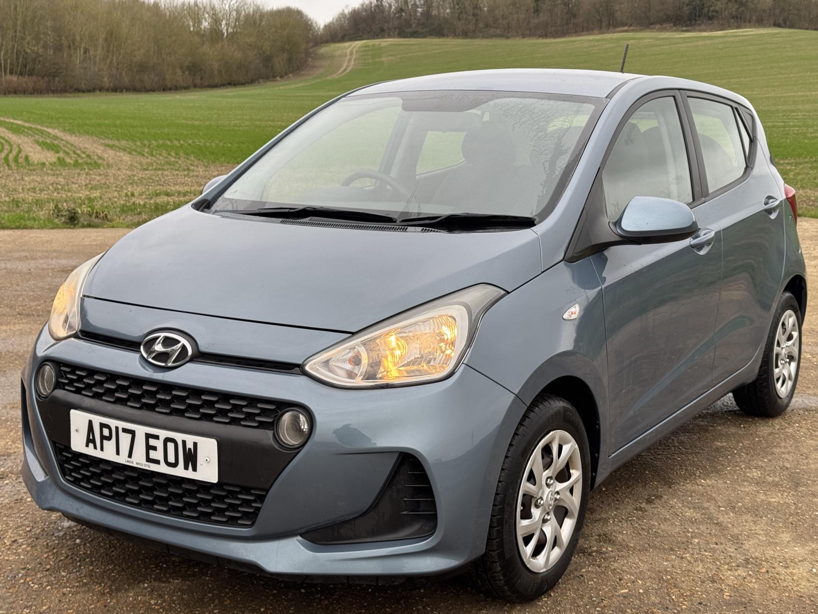 Hyundai i10 1.0 SE Hatchback 5dr Petrol Manual Euro 6 (66 ps)