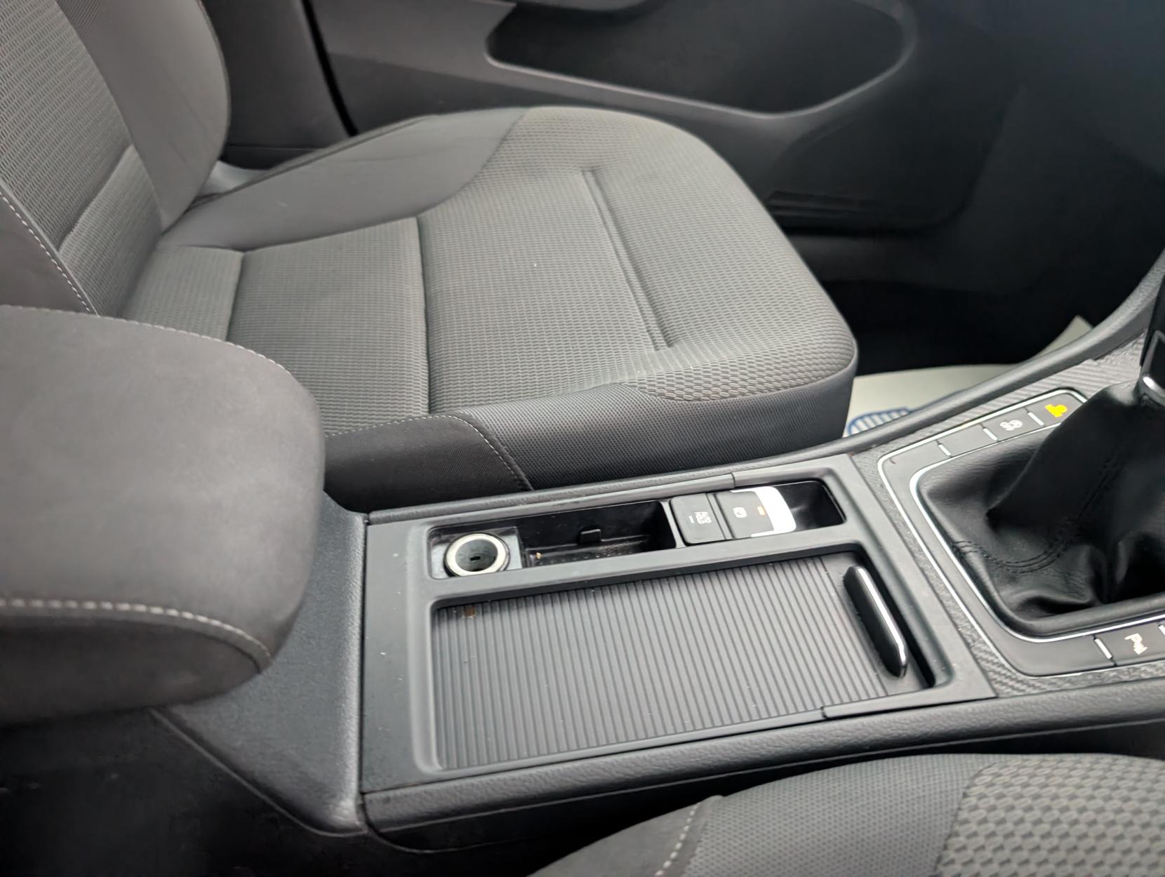 Volkswagen Golf 1.6 TDI BlueMotion Tech Match Hatchback 5dr Diesel Manual Euro 6 (s/s) (110 ps)