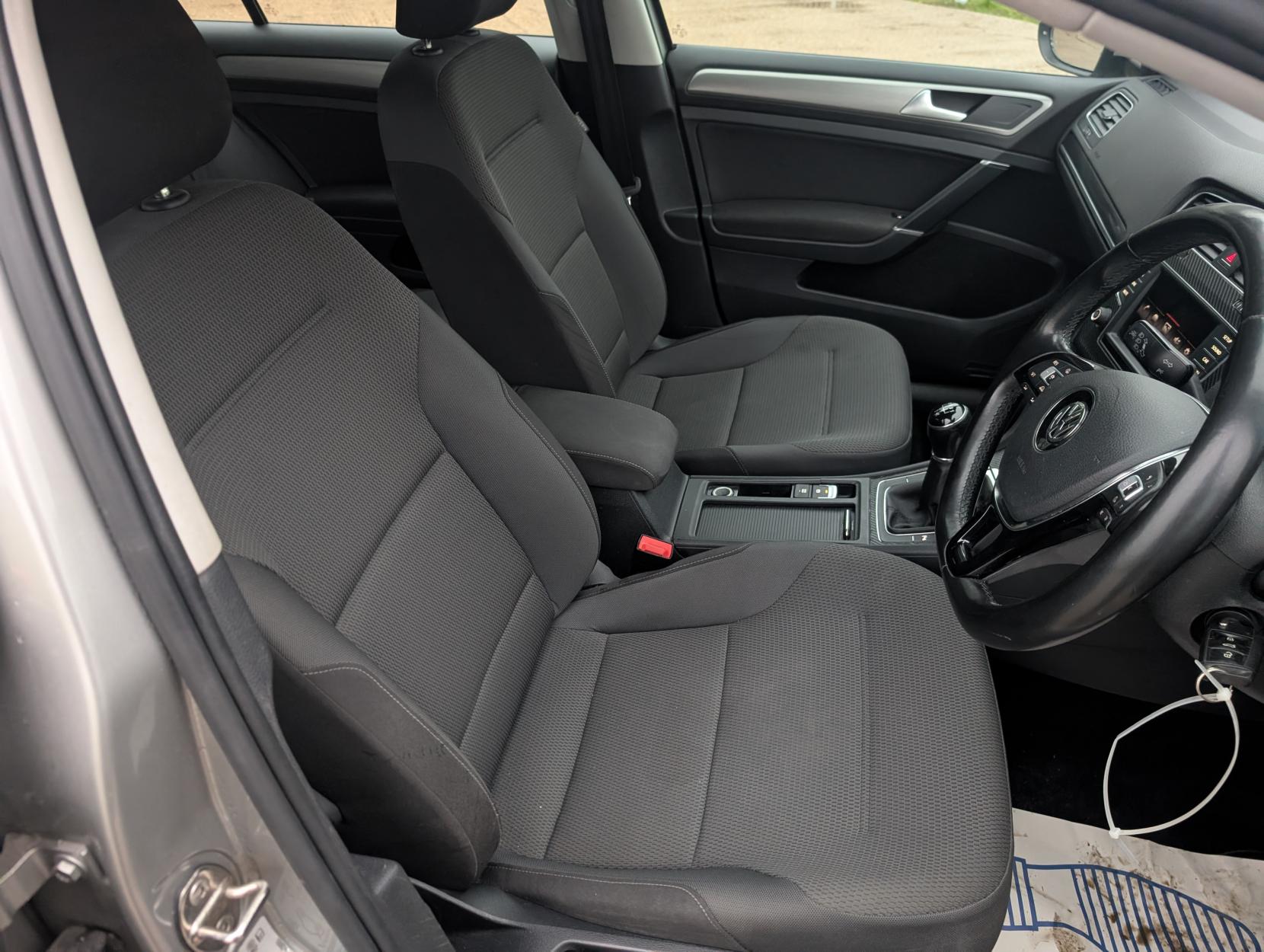 Volkswagen Golf 1.6 TDI BlueMotion Tech Match Hatchback 5dr Diesel Manual Euro 6 (s/s) (110 ps)