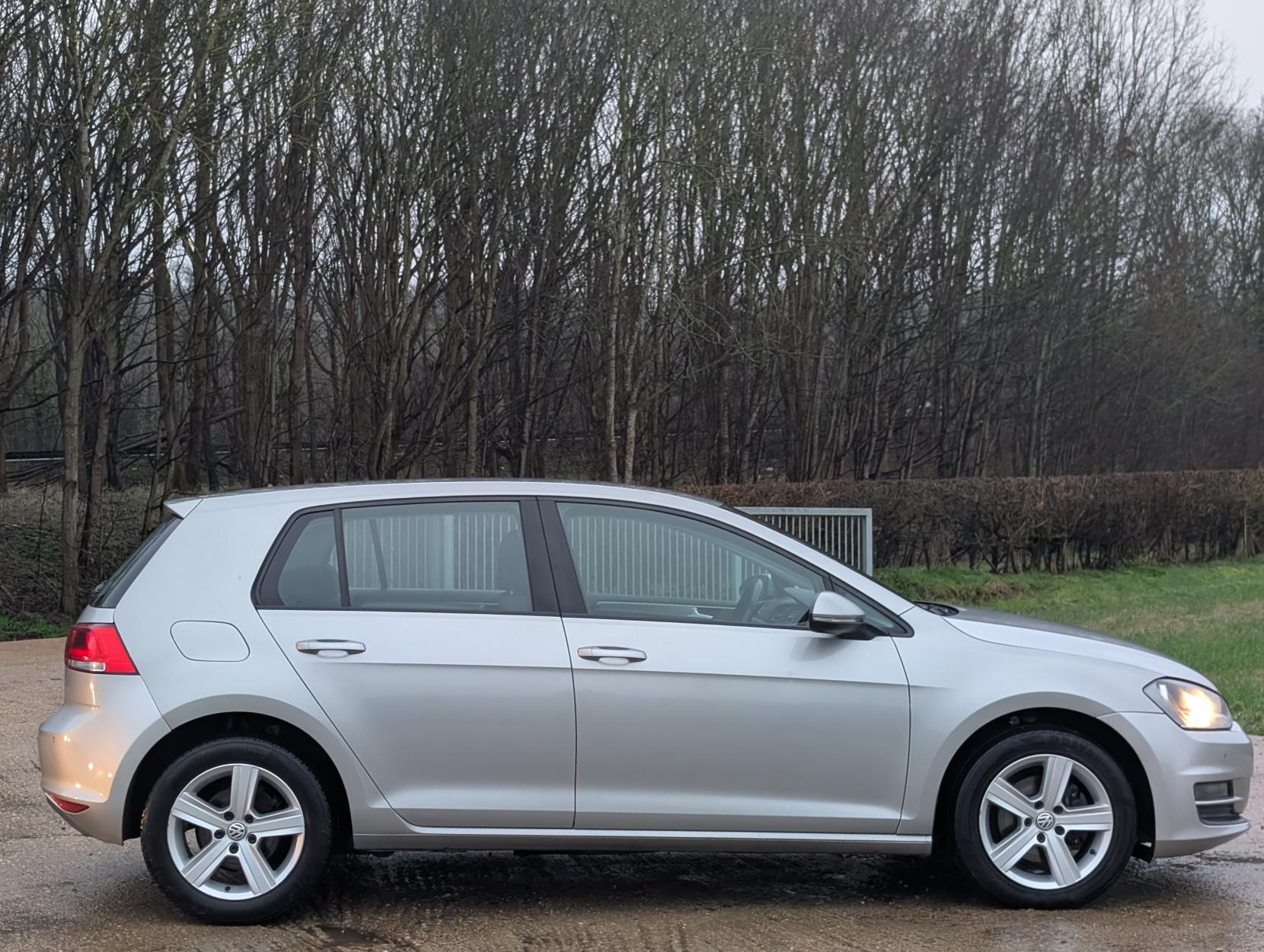 Volkswagen Golf 1.6 TDI BlueMotion Tech Match Hatchback 5dr Diesel Manual Euro 6 (s/s) (110 ps)