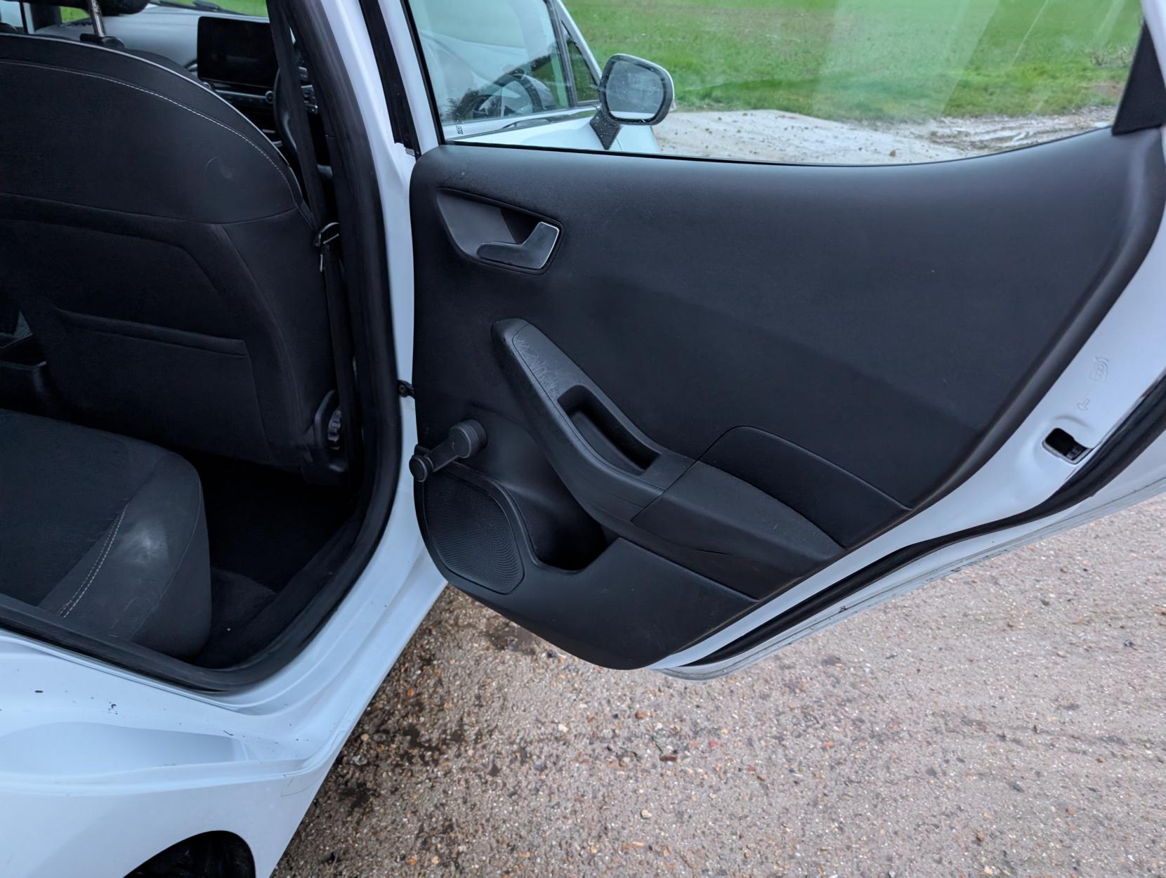 Ford Fiesta 1.1 Ti-VCT Zetec Hatchback 5dr Petrol Manual Euro 6 (s/s) (85 ps)