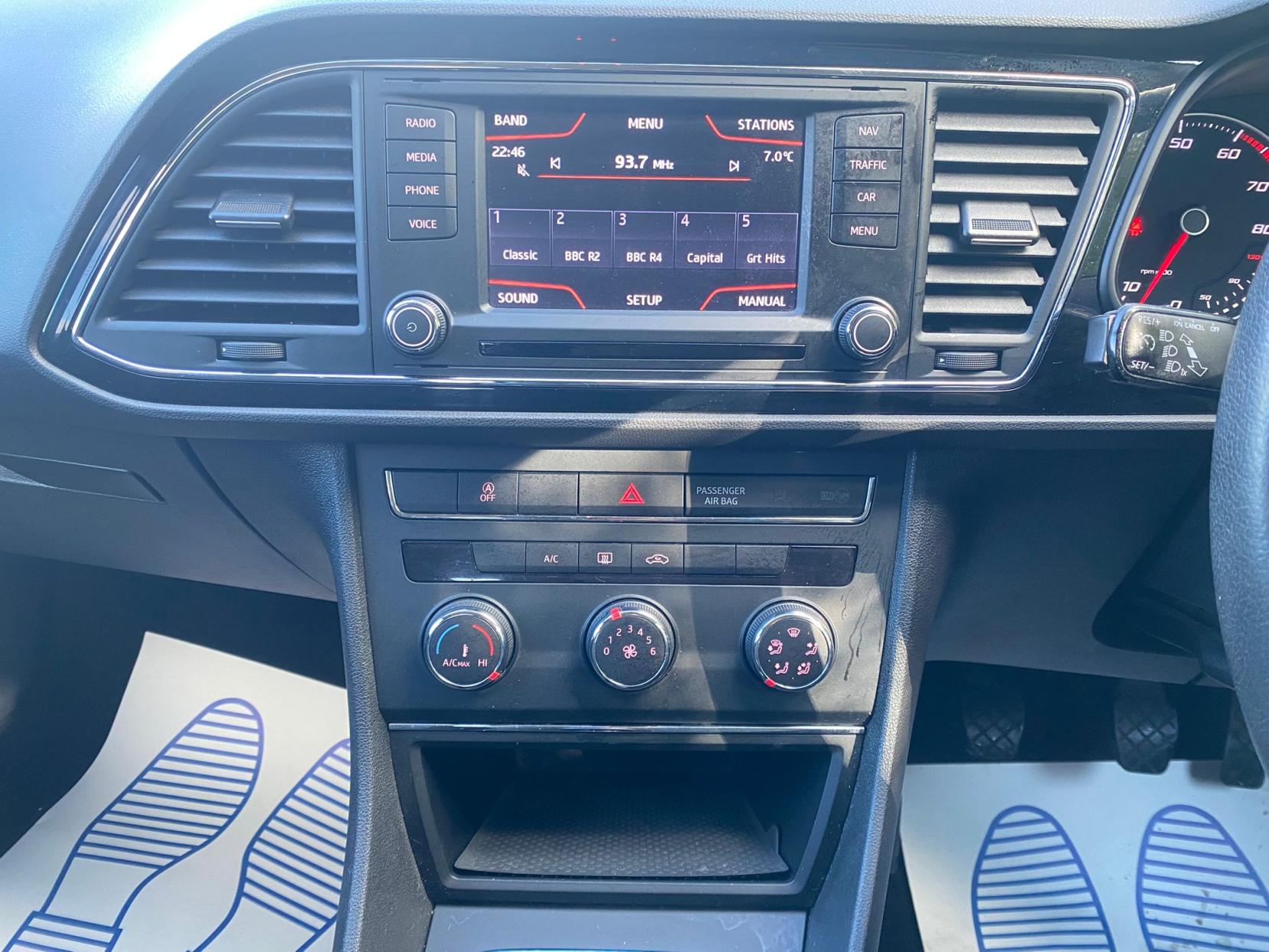 SEAT Leon 1.2 TSI SE Hatchback 5dr Petrol Manual Euro 6 (s/s) (110 ps)