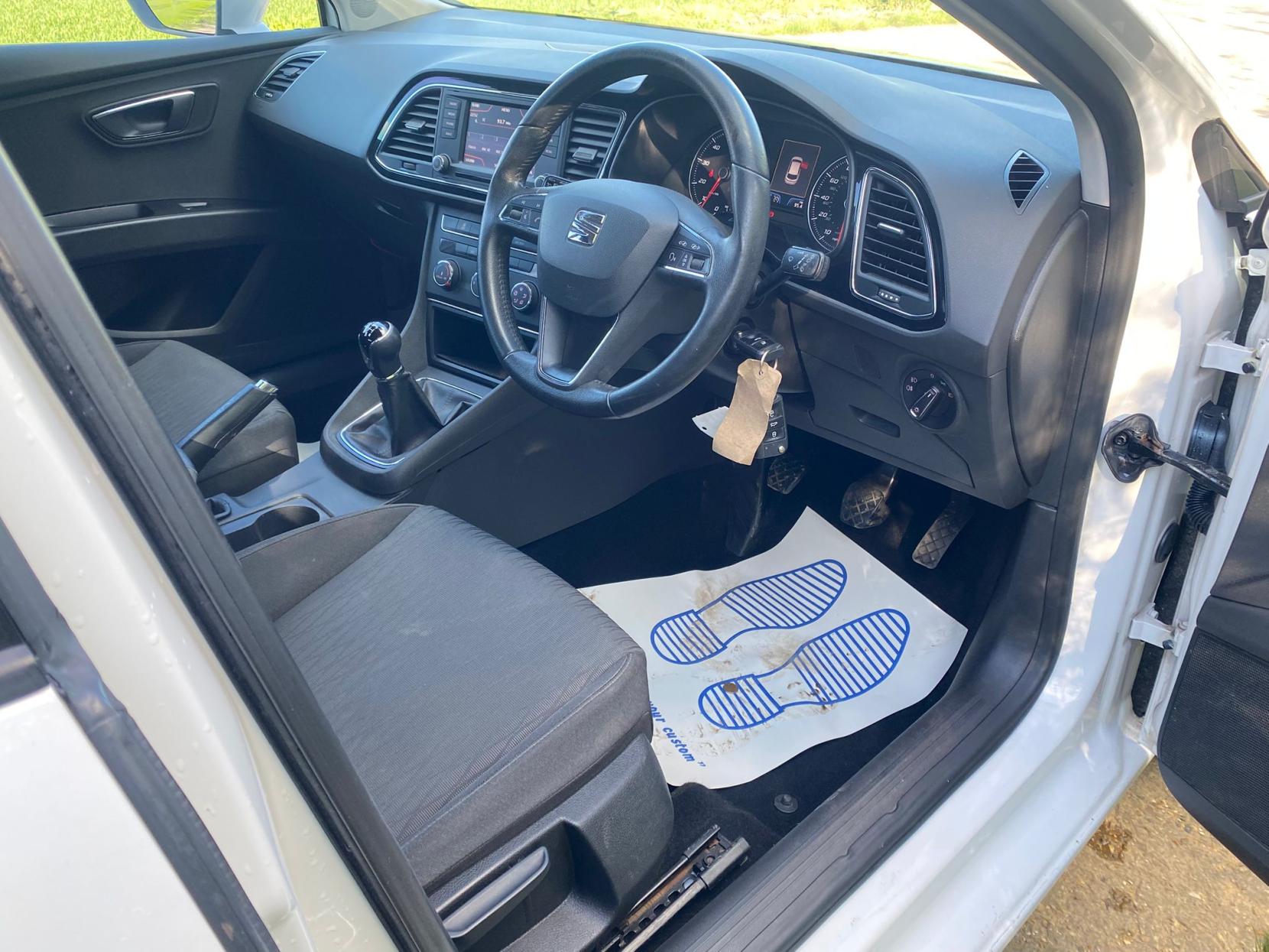 SEAT Leon 1.2 TSI SE Hatchback 5dr Petrol Manual Euro 6 (s/s) (110 ps)