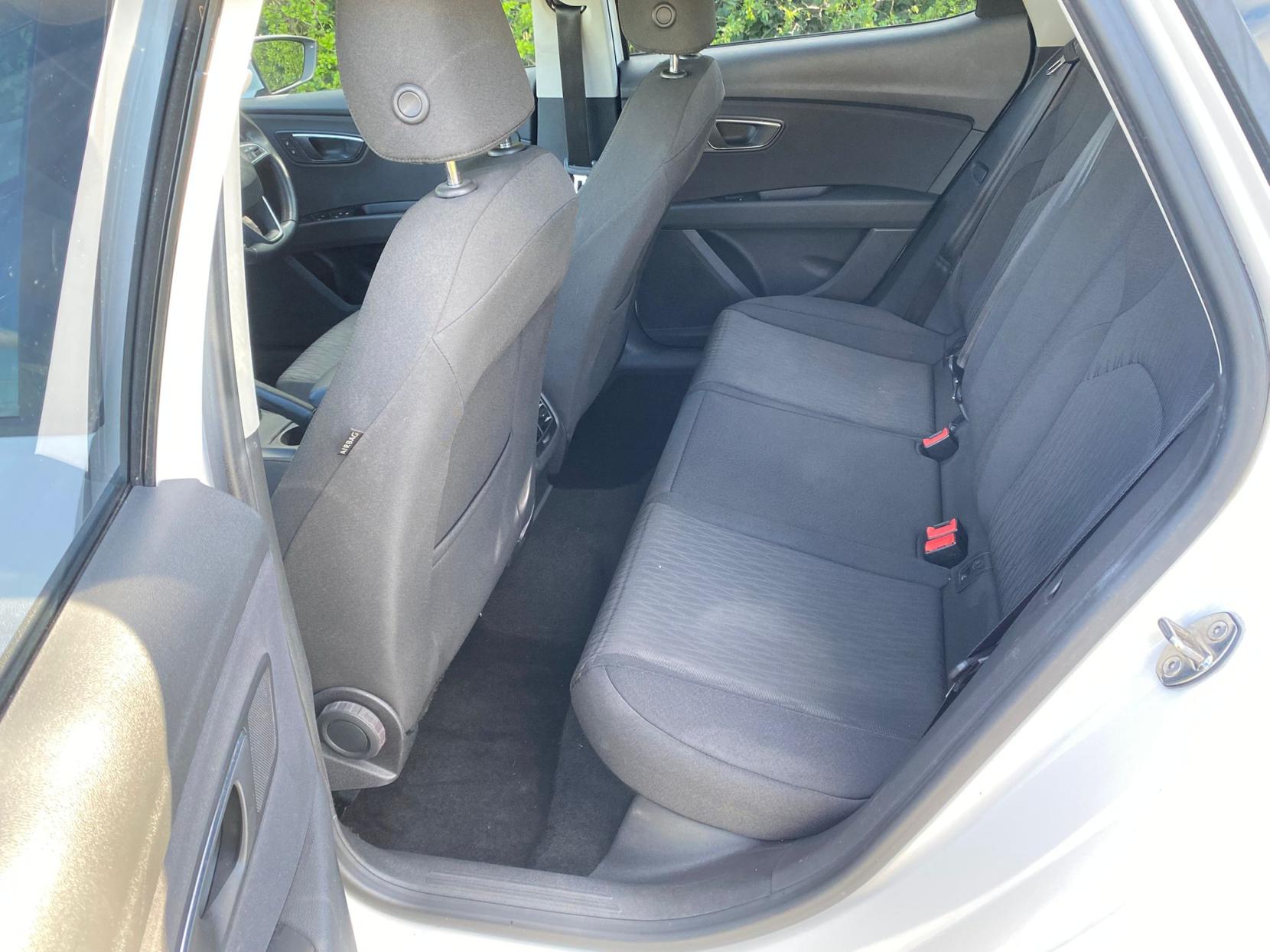 SEAT Leon 1.2 TSI SE Hatchback 5dr Petrol Manual Euro 6 (s/s) (110 ps)