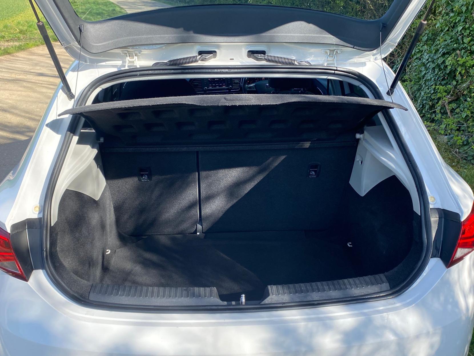 SEAT Leon 1.2 TSI SE Hatchback 5dr Petrol Manual Euro 6 (s/s) (110 ps)