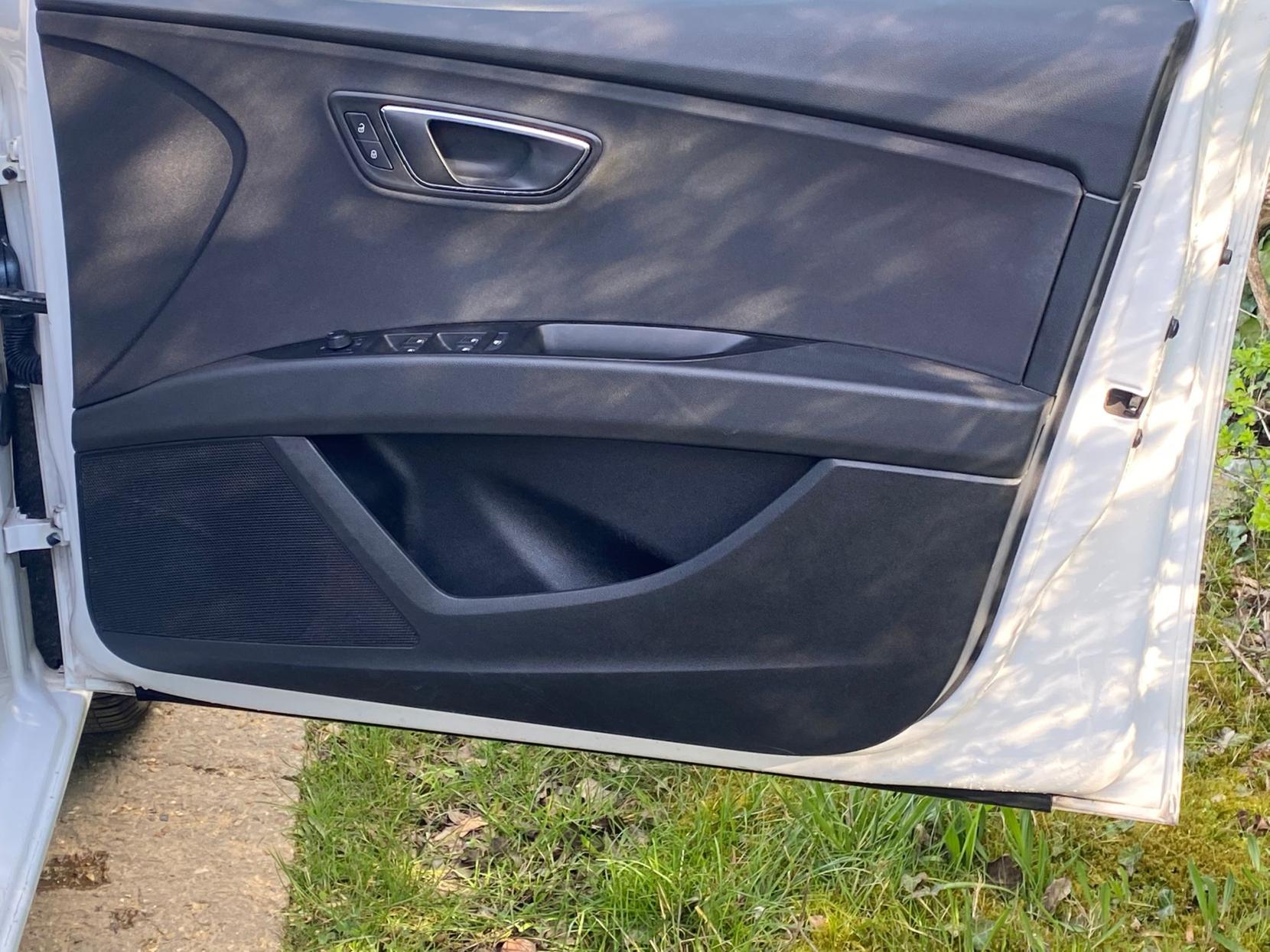 SEAT Leon 1.2 TSI SE Hatchback 5dr Petrol Manual Euro 6 (s/s) (110 ps)