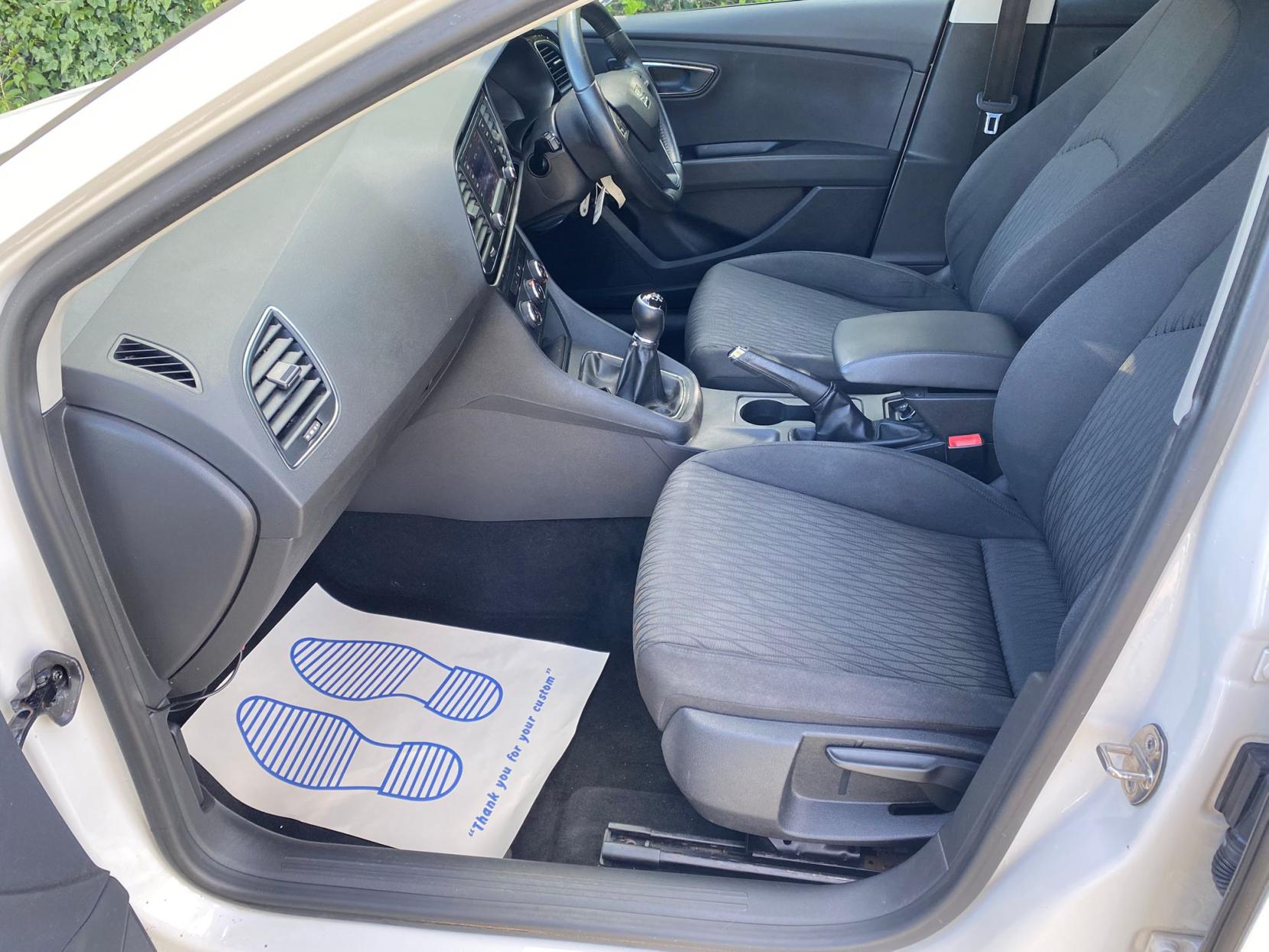 SEAT Leon 1.2 TSI SE Hatchback 5dr Petrol Manual Euro 6 (s/s) (110 ps)