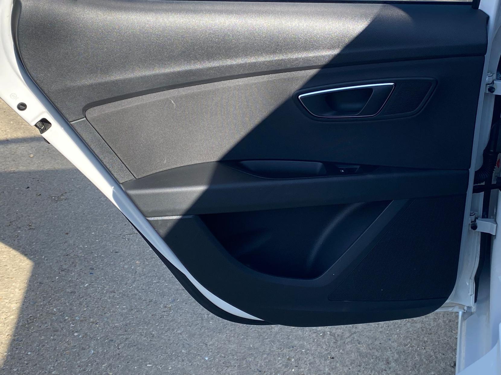 SEAT Leon 1.2 TSI SE Hatchback 5dr Petrol Manual Euro 6 (s/s) (110 ps)