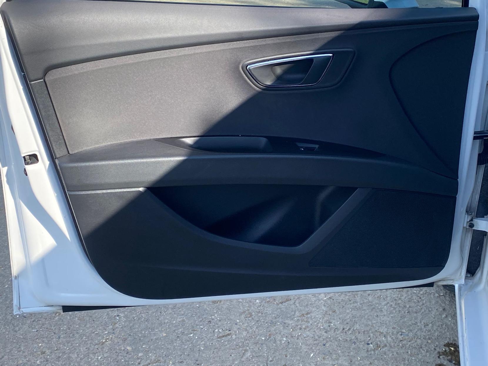 SEAT Leon 1.2 TSI SE Hatchback 5dr Petrol Manual Euro 6 (s/s) (110 ps)