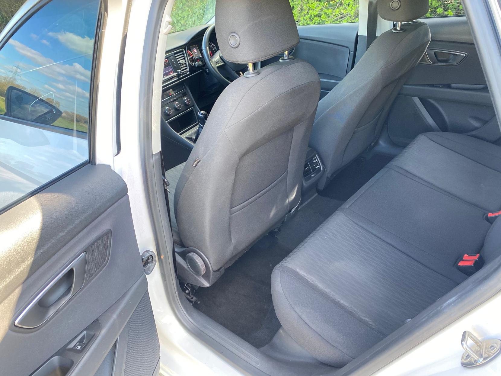 SEAT Leon 1.2 TSI SE Hatchback 5dr Petrol Manual Euro 6 (s/s) (110 ps)