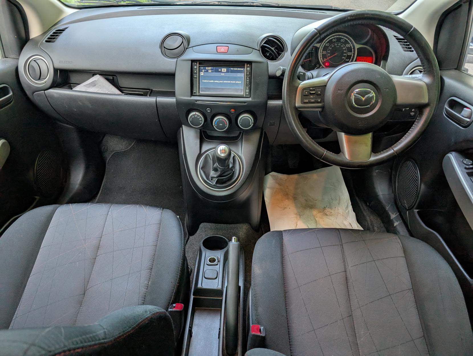 Mazda Mazda2 1.3 Venture Hatchback 5dr Petrol Manual Euro 5 (84 ps)