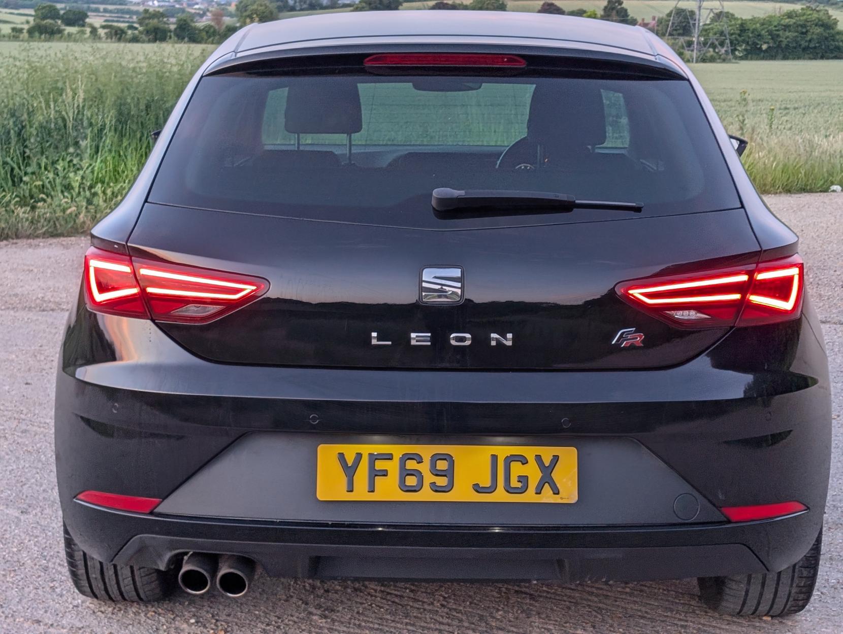 SEAT Leon 1.5 TSI EVO FR Black Edition Hatchback 5dr Petrol Manual Euro 6 (s/s) (150 ps)