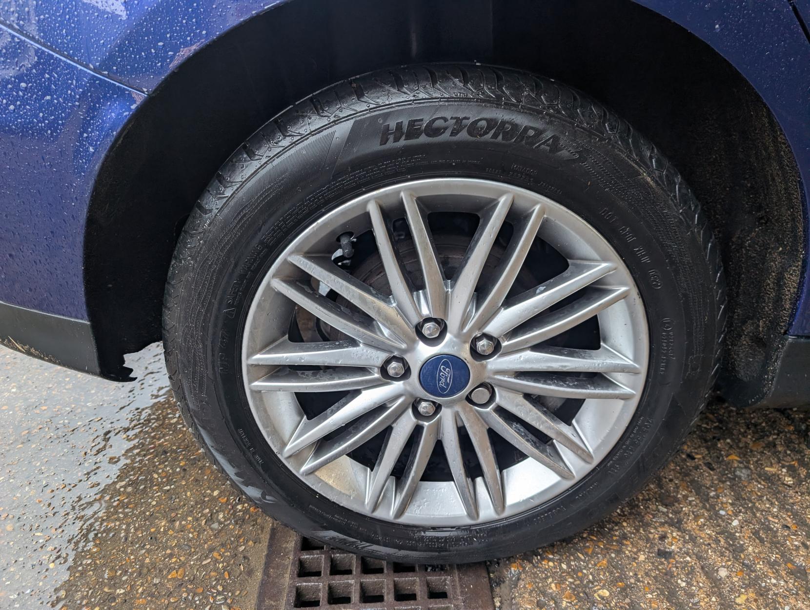 Ford Focus 1.0T EcoBoost Zetec Edition Hatchback 5dr Petrol Auto Euro 6 (s/s) (125 ps)