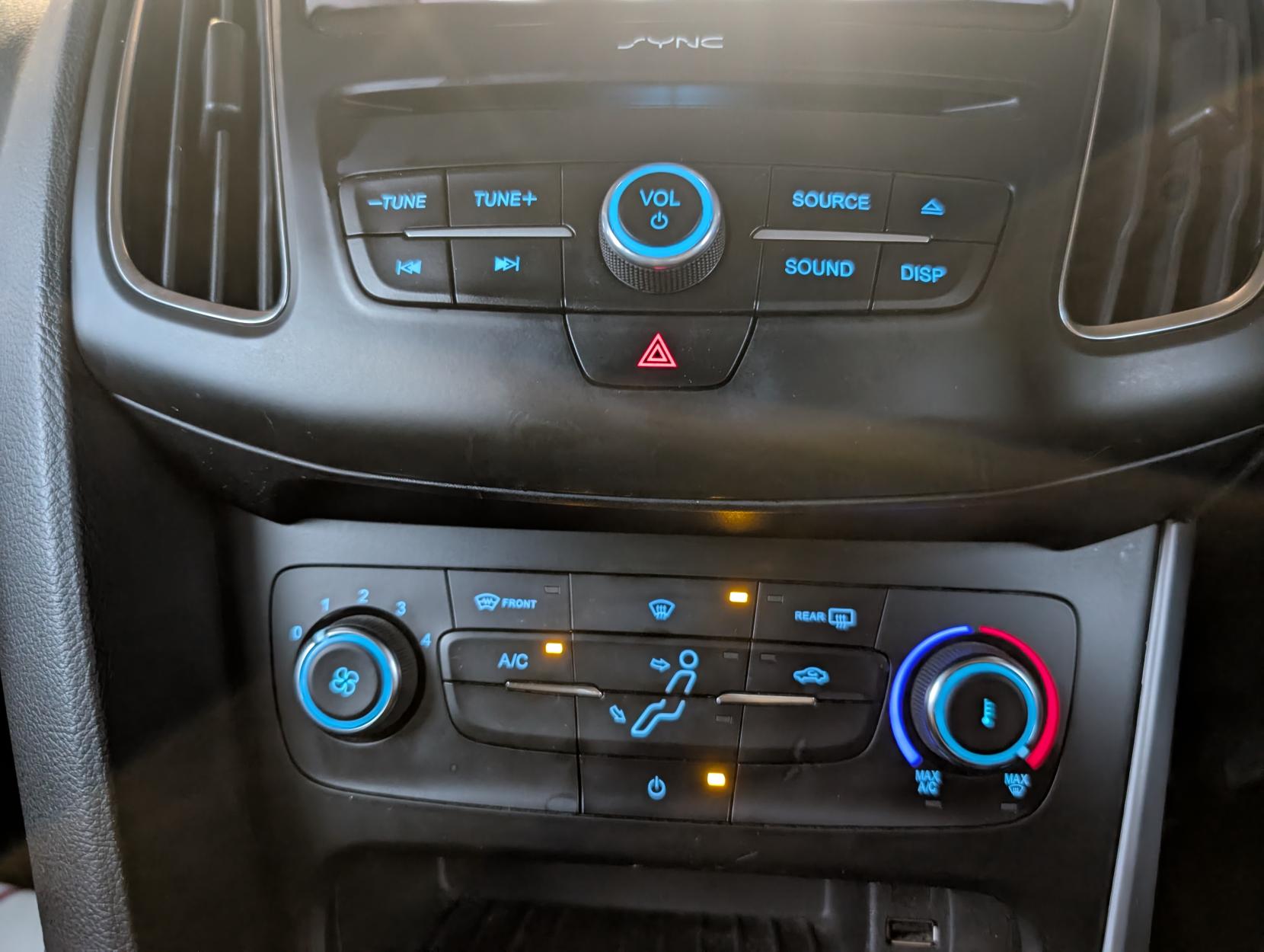 Ford Focus 1.0T EcoBoost Zetec Edition Hatchback 5dr Petrol Auto Euro 6 (s/s) (125 ps)