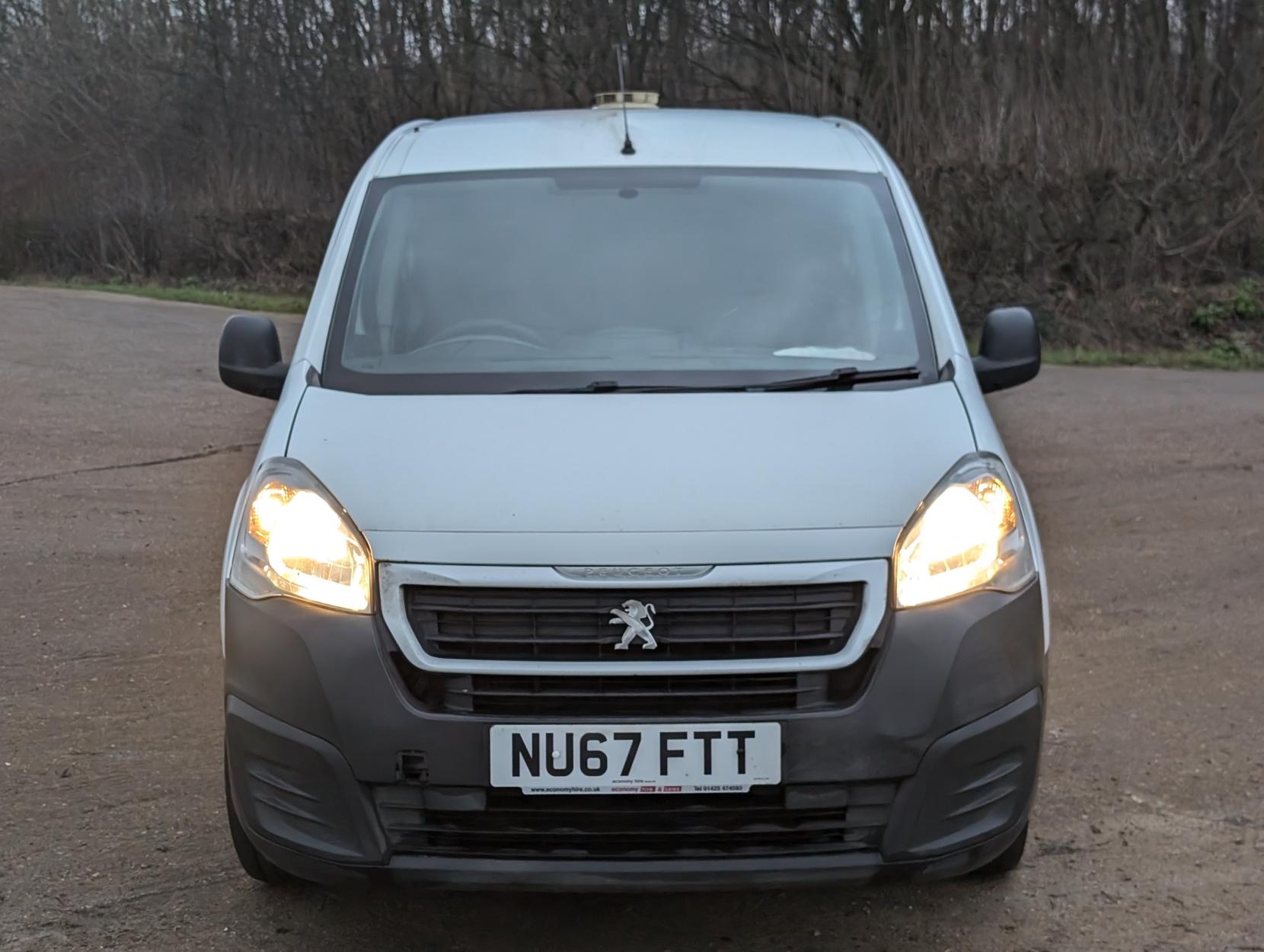 Peugeot Partner 1.6 BlueHDi 744 S Combi Van 6dr Diesel Manual L2 (113 g/km, 97.64 bhp)