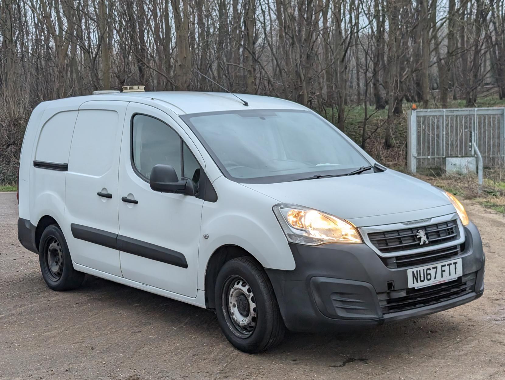 Peugeot Partner 1.6 BlueHDi 744 S Combi Van 6dr Diesel Manual L2 (113 g/km, 97.64 bhp)