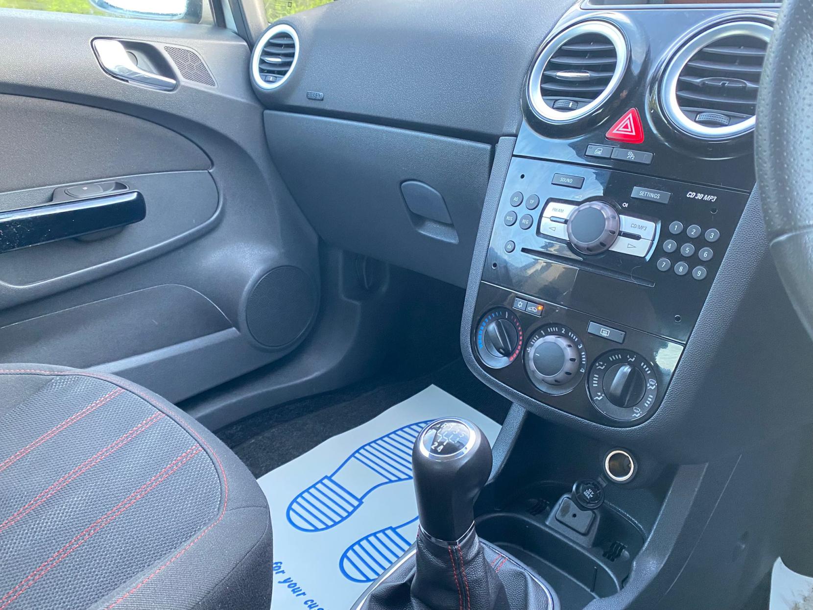 Vauxhall Corsa 1.2 16V SXi Hatchback 5dr Petrol Manual Euro 5 (A/C) (85 ps)