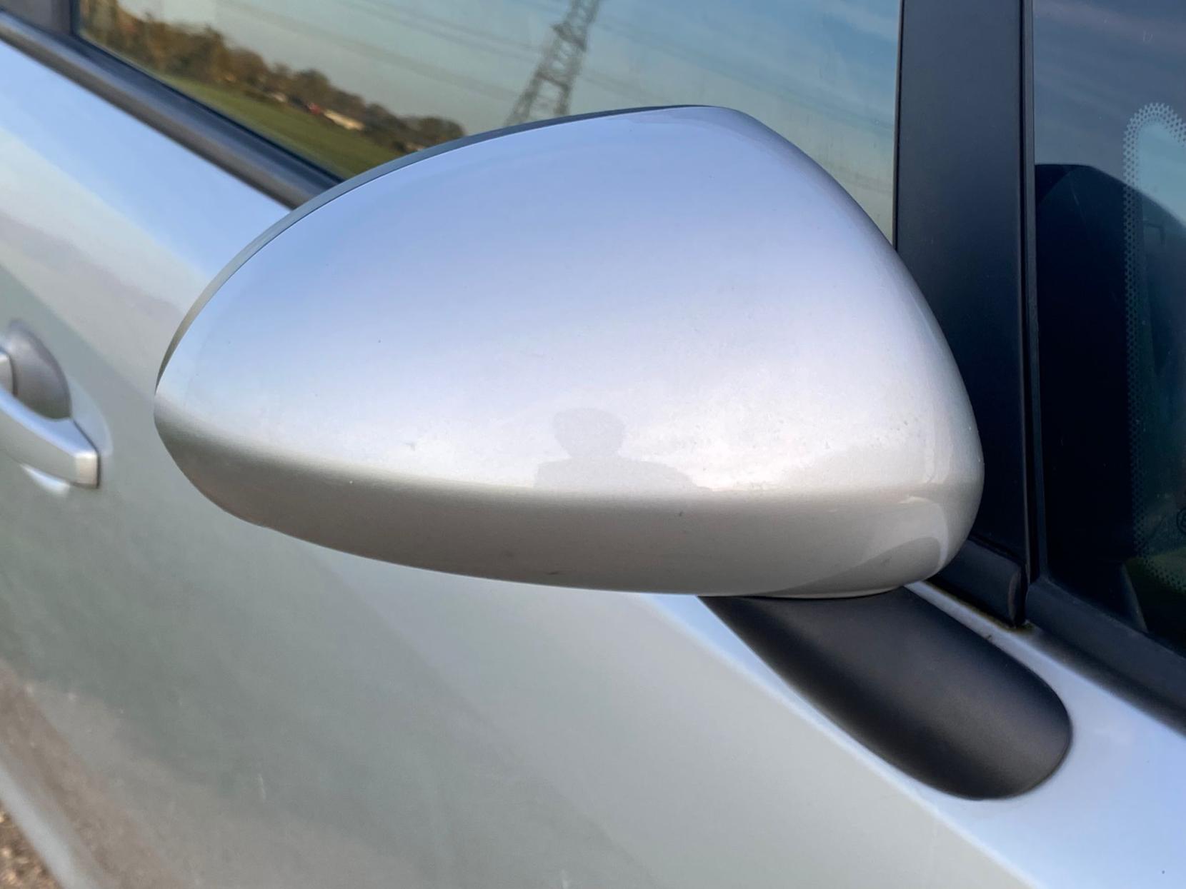 Vauxhall Corsa 1.2 16V SXi Hatchback 5dr Petrol Manual Euro 5 (A/C) (85 ps)