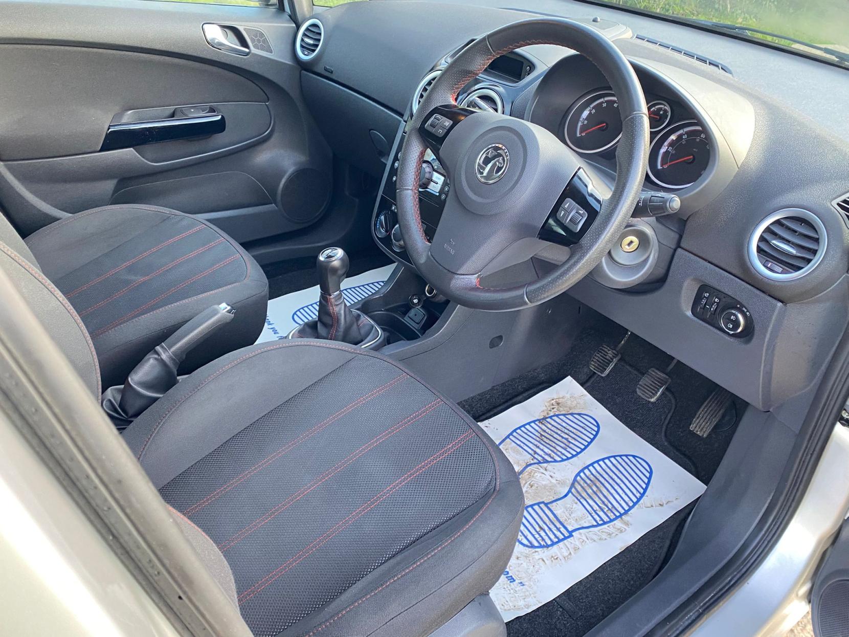 Vauxhall Corsa 1.2 16V SXi Hatchback 5dr Petrol Manual Euro 5 (A/C) (85 ps)