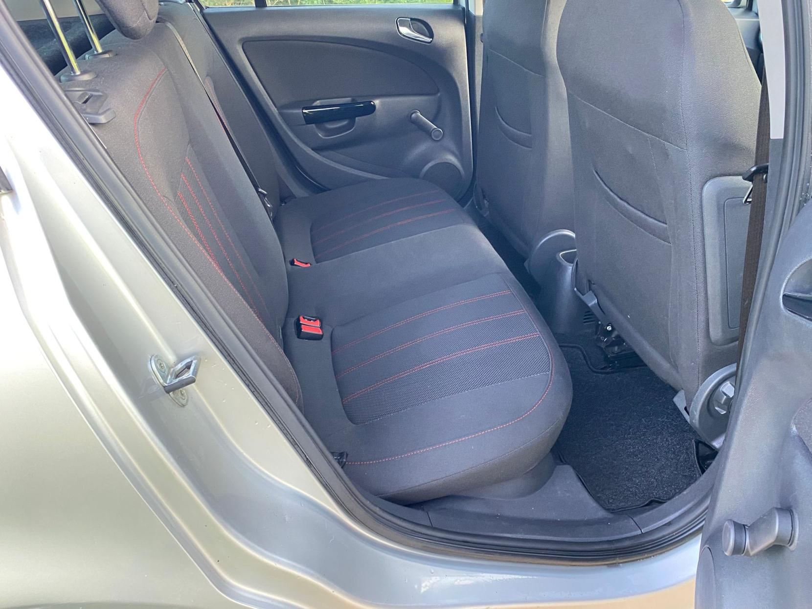 Vauxhall Corsa 1.2 16V SXi Hatchback 5dr Petrol Manual Euro 5 (A/C) (85 ps)