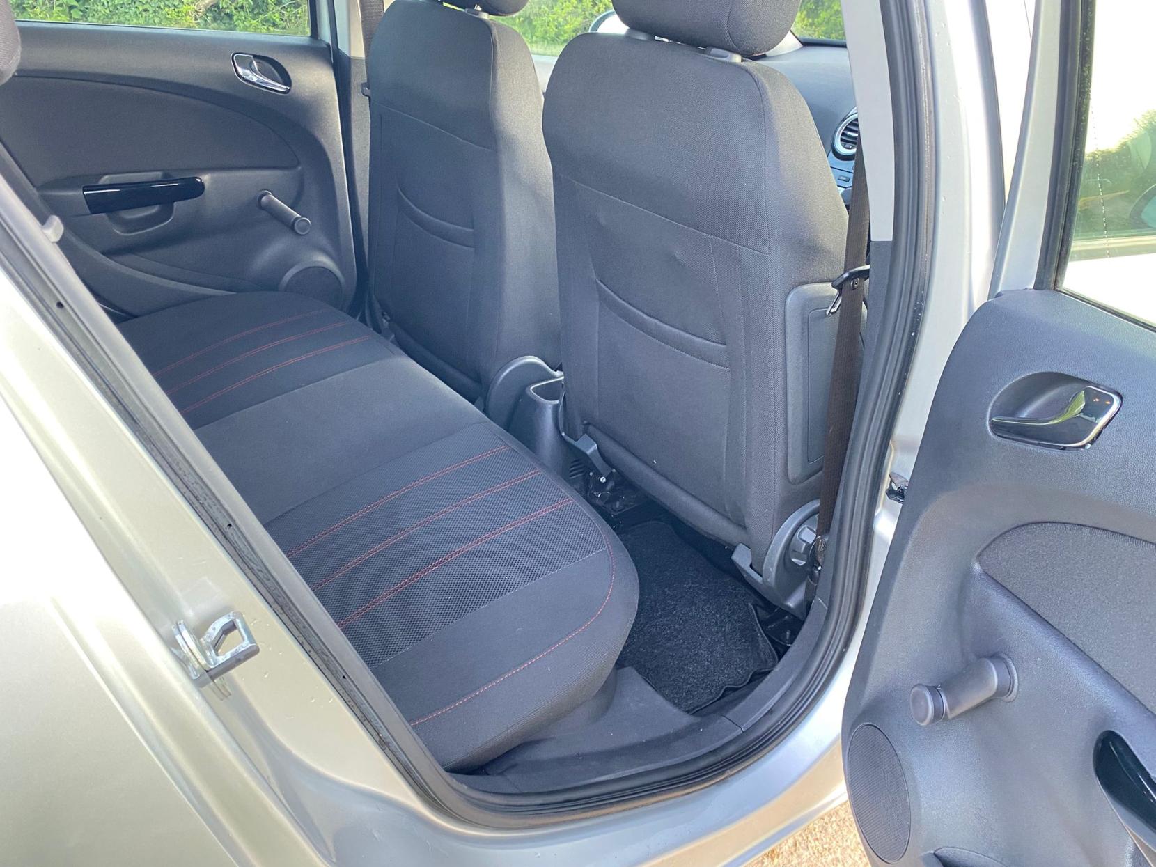 Vauxhall Corsa 1.2 16V SXi Hatchback 5dr Petrol Manual Euro 5 (A/C) (85 ps)