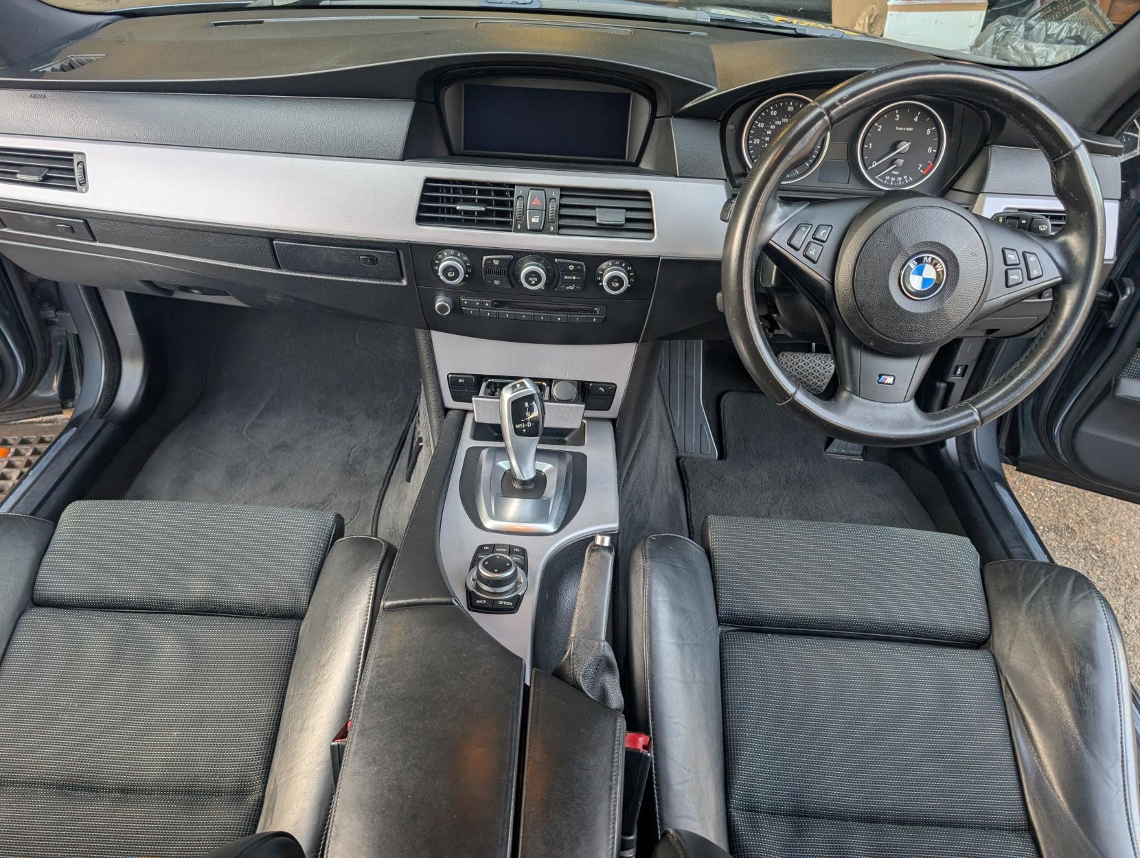 BMW 5 Series 2.5 523i M Sport Saloon 4dr Petrol Steptronic Euro 4 (190 ps)