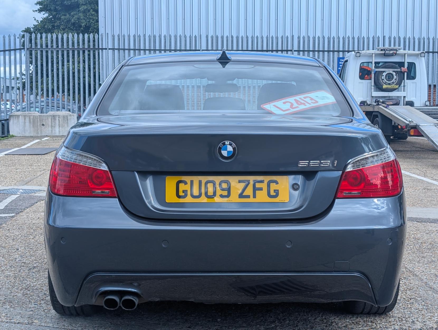 BMW 5 Series 2.5 523i M Sport Saloon 4dr Petrol Steptronic Euro 4 (190 ps)