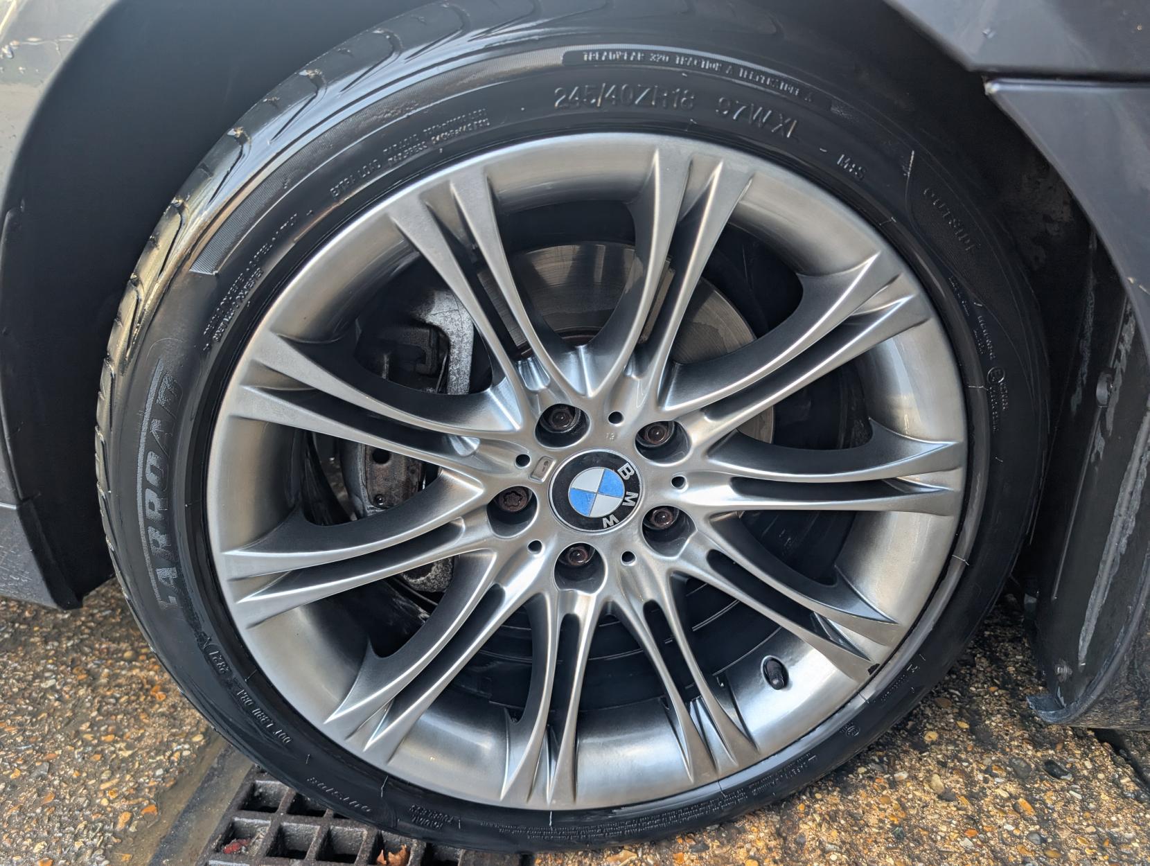 BMW 5 Series 2.5 523i M Sport Saloon 4dr Petrol Steptronic Euro 4 (190 ps)