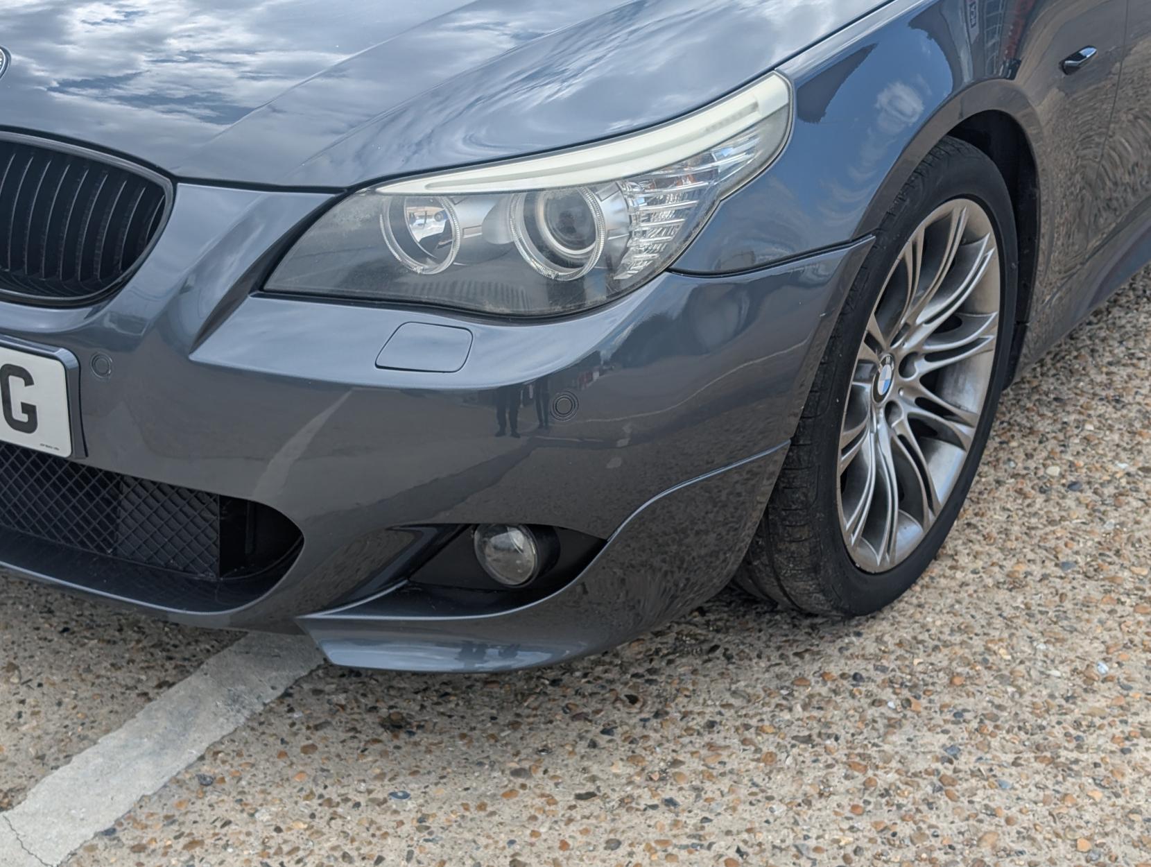 BMW 5 Series 2.5 523i M Sport Saloon 4dr Petrol Steptronic Euro 4 (190 ps)