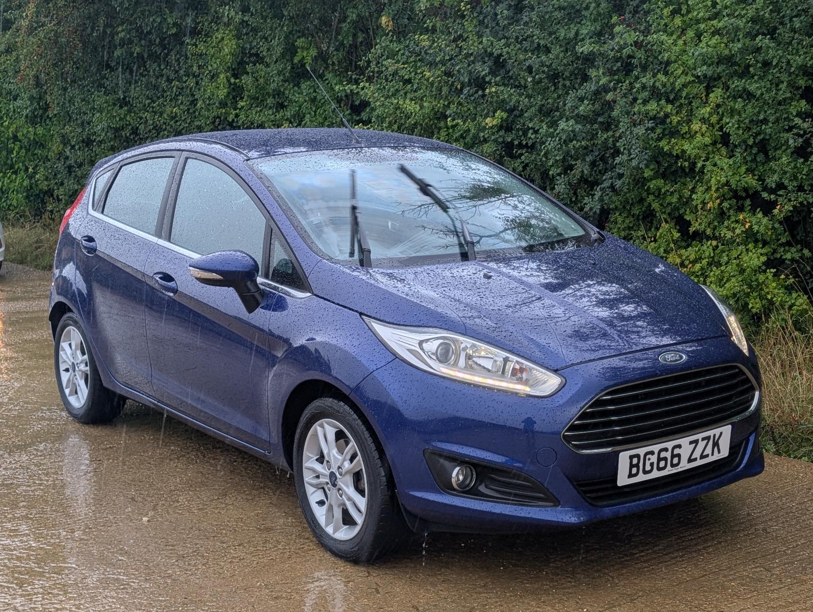 Ford Fiesta 1.25 Zetec Hatchback 5dr Petrol Manual Euro 6 (82 ps)