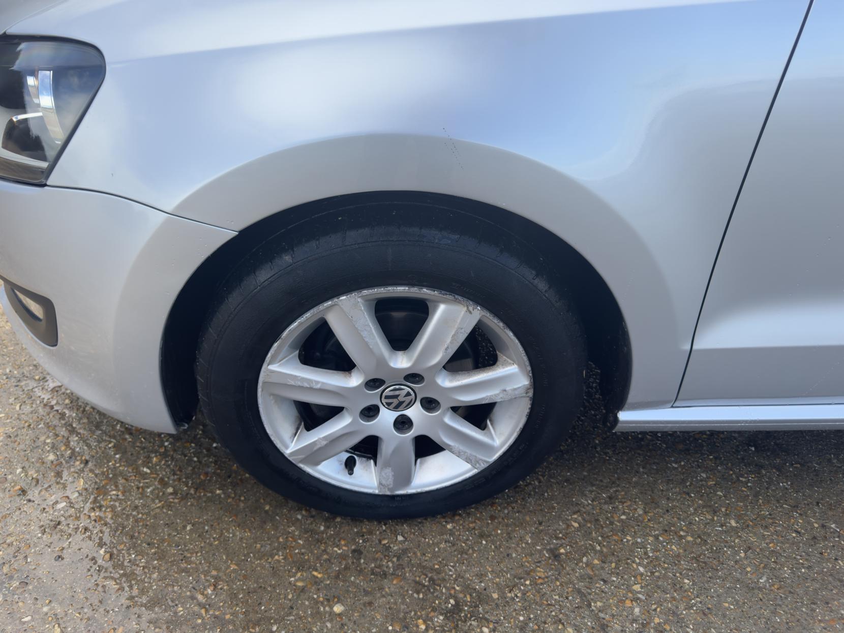 Volkswagen Polo 1.4 Match Hatchback 5dr Petrol Manual Euro 5 (85 ps)