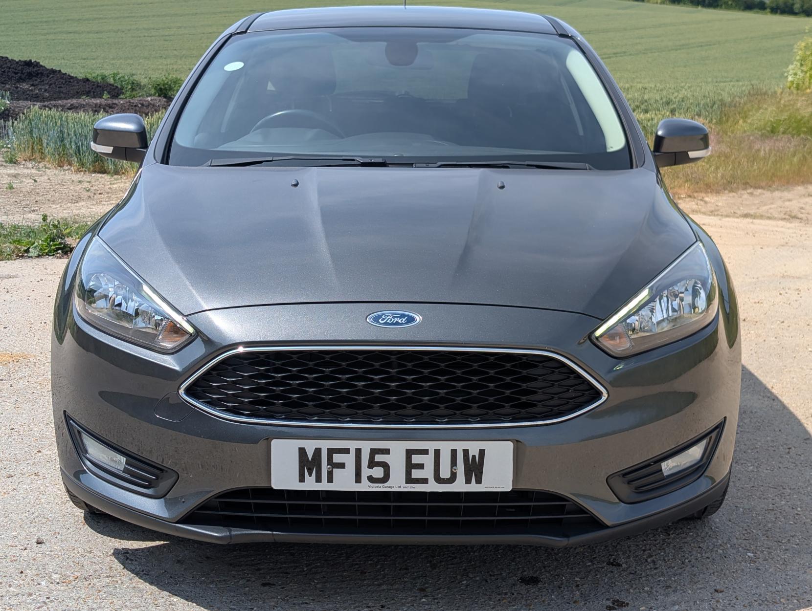 Ford Focus 1.0T EcoBoost Zetec Hatchback 5dr Petrol Manual Euro 6 (s/s) (125 ps)