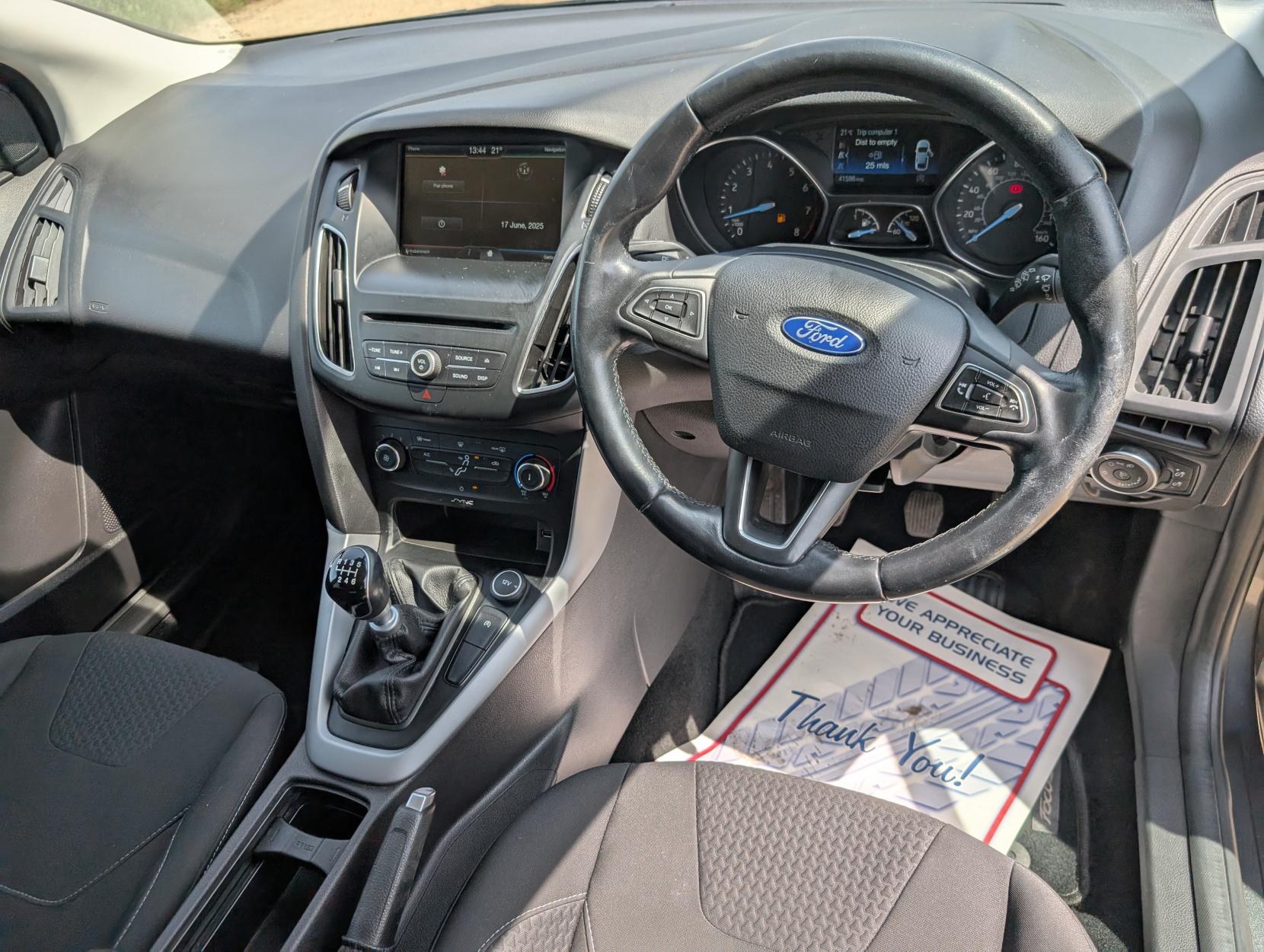 Ford Focus 1.0T EcoBoost Zetec Hatchback 5dr Petrol Manual Euro 6 (s/s) (125 ps)