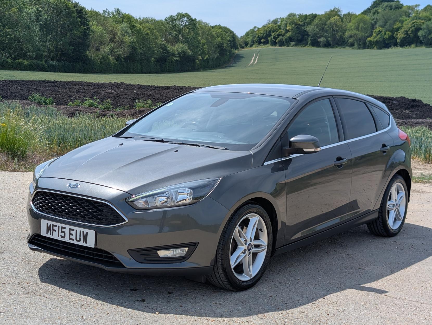 Ford Focus 1.0T EcoBoost Zetec Hatchback 5dr Petrol Manual Euro 6 (s/s) (125 ps)