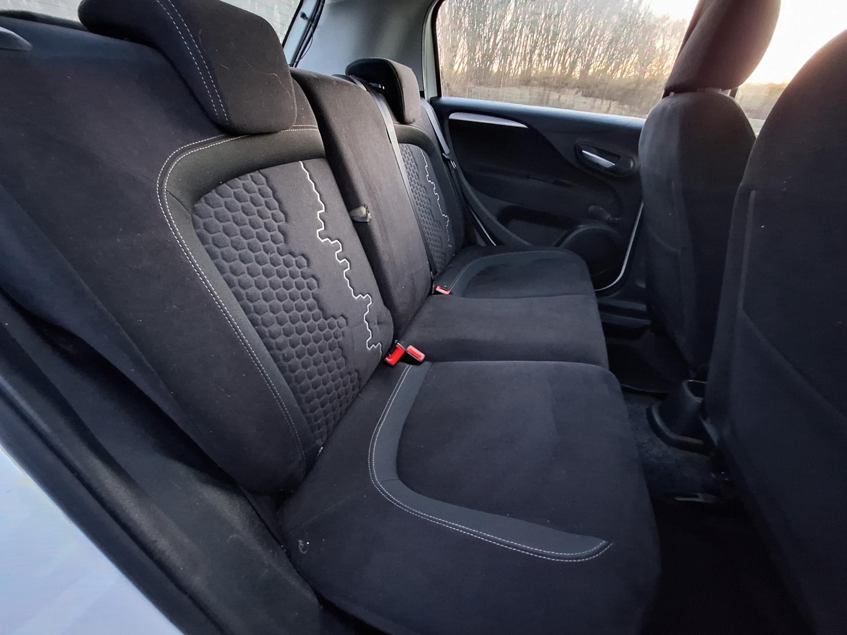 Fiat Punto 1.2 Easy Hatchback 5dr Petrol Euro 6 (69 bhp)