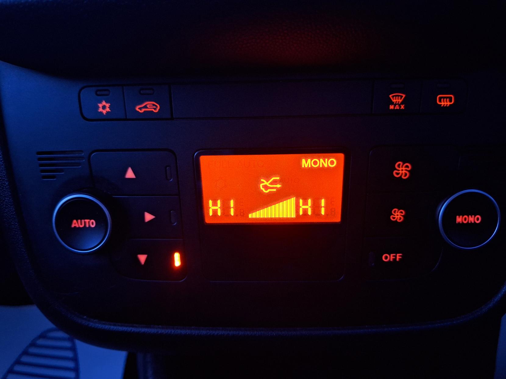 Fiat Punto 1.2 Easy Hatchback 5dr Petrol Euro 6 (69 bhp)