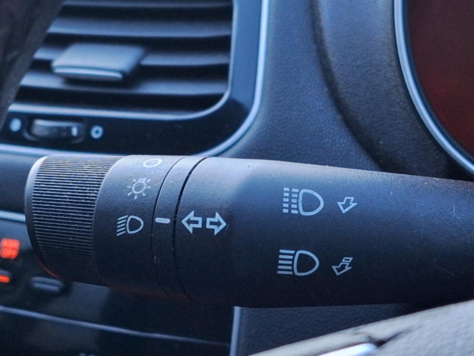 Fiat Punto 1.2 Easy Hatchback 5dr Petrol Euro 6 (69 bhp)