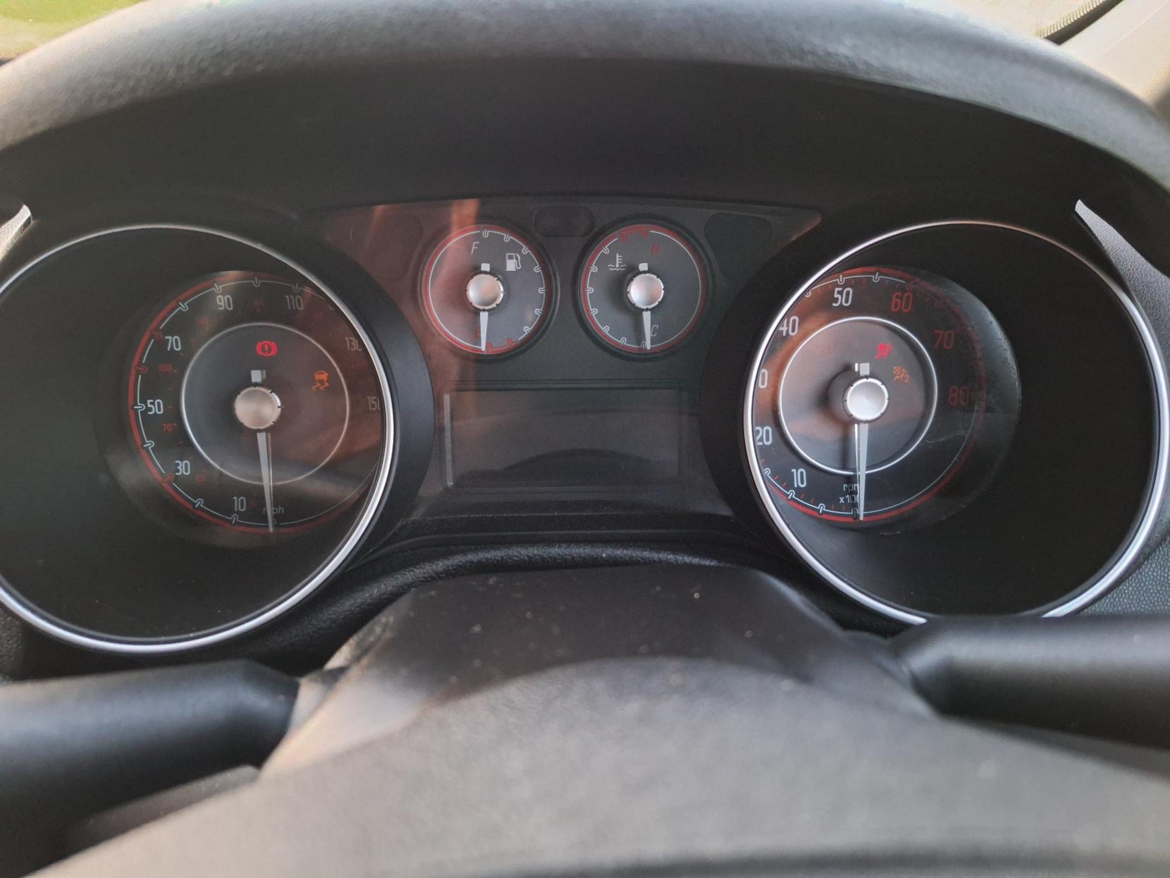 Fiat Punto 1.2 Easy Hatchback 5dr Petrol Euro 6 (69 bhp)