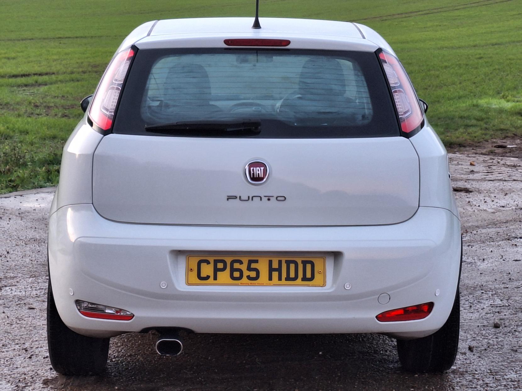 Fiat Punto 1.2 Easy Hatchback 5dr Petrol Euro 6 (69 bhp)