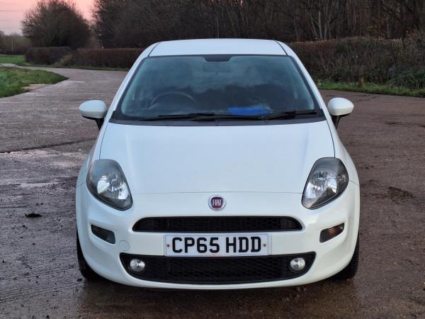 Fiat Punto 1.2 Easy Hatchback 5dr Petrol Euro 6 (69 bhp)