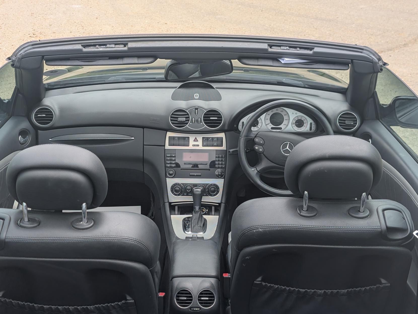 Mercedes-Benz CLK 1.8 CLK200 Kompressor Avantgarde Cabriolet 2dr Petrol Automatic (214 g/km, 163 bhp)