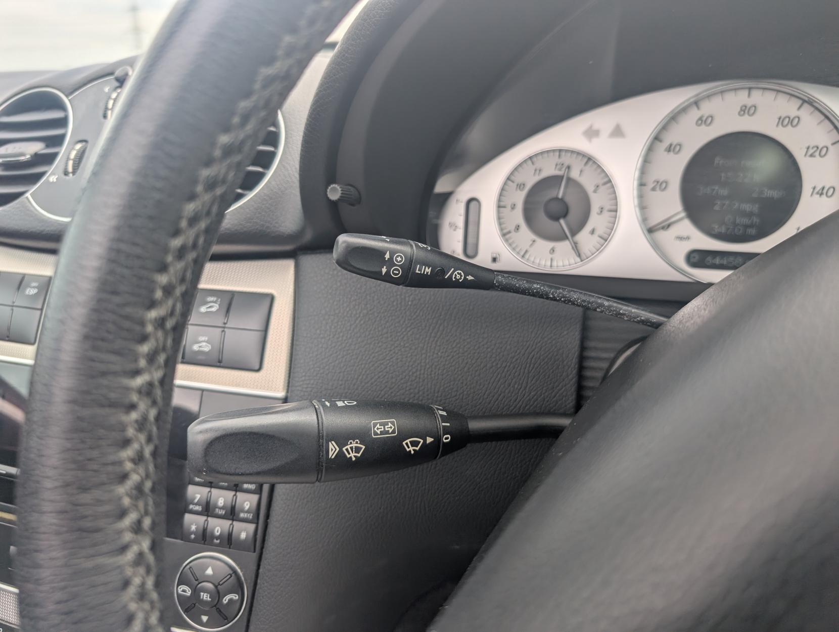 Mercedes-Benz CLK 1.8 CLK200 Kompressor Avantgarde Cabriolet 2dr Petrol Automatic (214 g/km, 163 bhp)