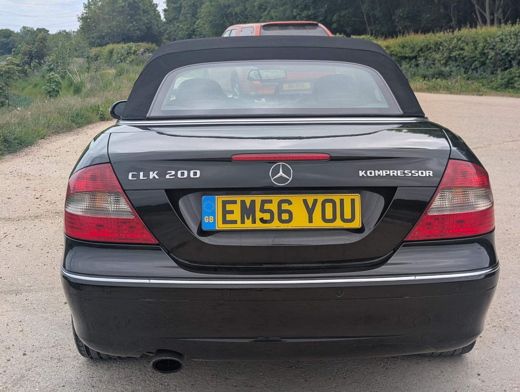Mercedes-Benz CLK 1.8 CLK200 Kompressor Avantgarde Cabriolet 2dr Petrol Automatic (214 g/km, 163 bhp)
