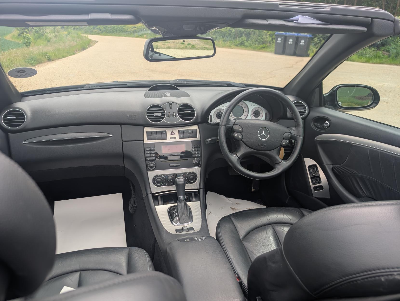 Mercedes-Benz CLK 1.8 CLK200 Kompressor Avantgarde Cabriolet 2dr Petrol Automatic (214 g/km, 163 bhp)